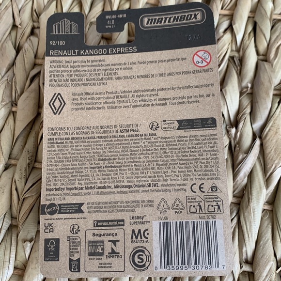 2018 Renault Kangoo Express Hula Beach Tropical Party Delivery Van Matchbox 2024 - Picture 3 of 5